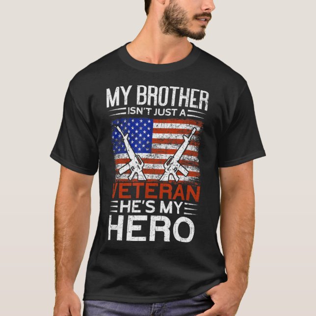 Camiseta Meu Irmão É Meu Herói Orgulhoso Vereador Americano (Frente)