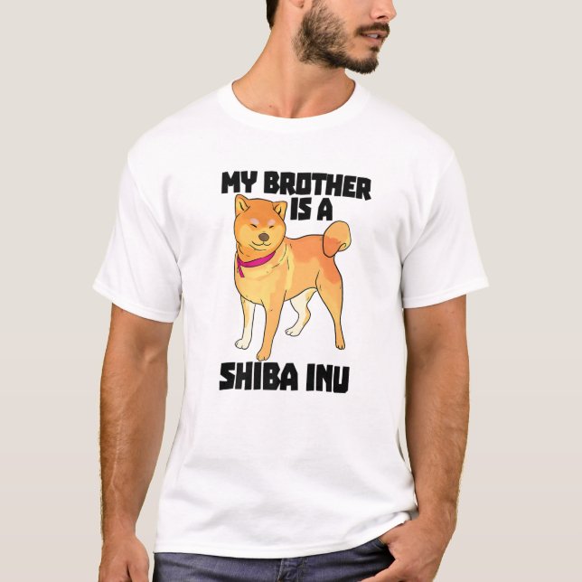 Camiseta Meu Irmão É Shiba Inu Engraçadas Mulheres Caçando  (Frente)
