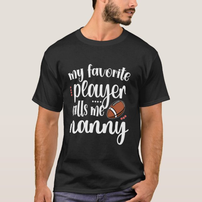 Camiseta Meu Jogador de Futebol Favorito Me Chama Avó Babá (Frente)