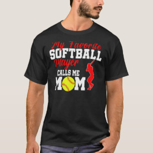 Camiseta Meu Jogador De Softball Favorito Me Chama Mãe Sof