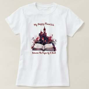 Camiseta Meu Lugar Feliz Fica Entre as Páginas de um Livro