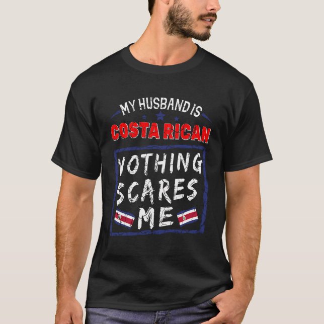 Camiseta Meu Marido É Costa Rica Nada Me Assusta Costa (Frente)