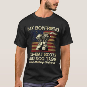 Camiseta Meu Namorado Veste Combate Boots And Dog tags Vete