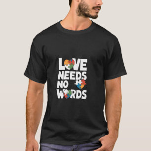 Camiseta Meu neto me ensinou que o amor não precisa de pala
