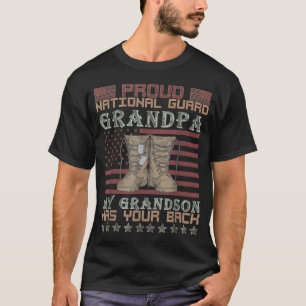 Camiseta Meu neto tem suas costas Orgulhoso Guarda Nacional