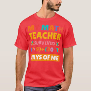 Camiseta Meu professor de matemática sobreviveu a 100 dias 
