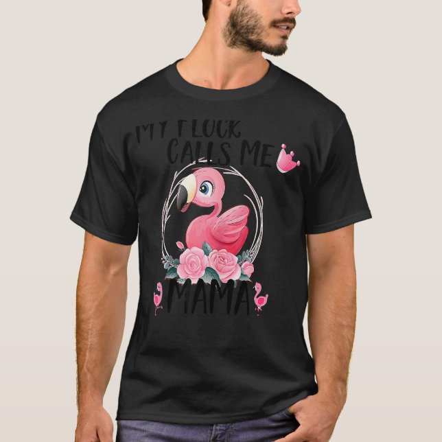 Camiseta Meu Relógio Me Chame De Mãe Flamingo Dia de as mãe (Frente)