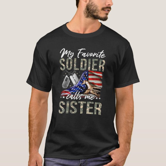 Camiseta Meu Soldado Favorito Me Chama De Formatação Irmã (Frente)
