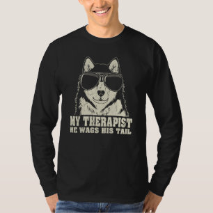 Camiseta Meu Terapeuta Ele Balança o Rabo Malamute do Alasc