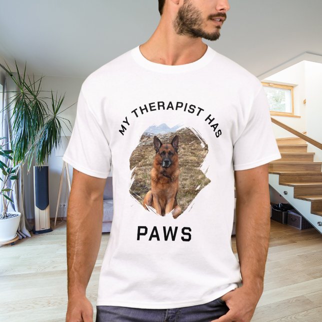 Camiseta Meu terapeuta tem fotos de cachorro de patas (Criador carregado)