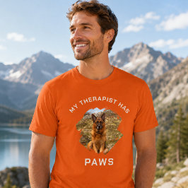 Camiseta Meu terapeuta tem patas foto de cachorro laranja