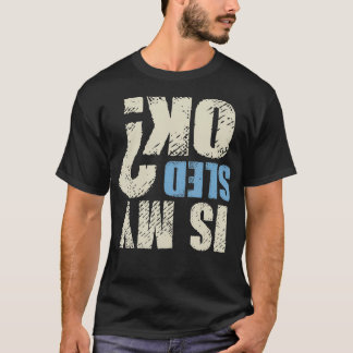 Camiseta Meu trenó é engraçado... Retrorna... com um boneco