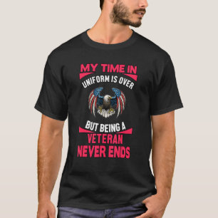 Camiseta Meu Uniforme Sobre Gráfico Veterano