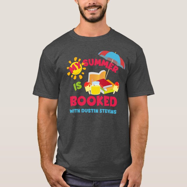 Camiseta Meu verão está marcado com Dustin Stevens (Frente)