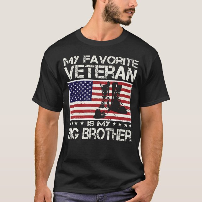 Camiseta Meu Veterano Favorito É Meu Grande Irmão Bandeira  (Frente)