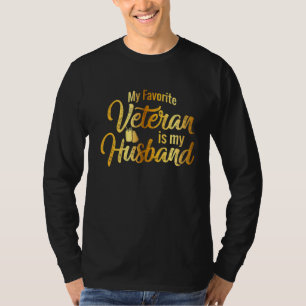 Camiseta Meu Veterano Favorito É Meu Marido Dourado