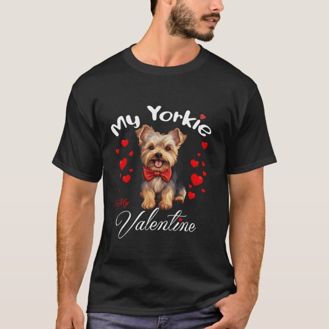 Camiseta Meu Yorkie é meu Namorados Cachorro Cachorro Cacho (Frente)