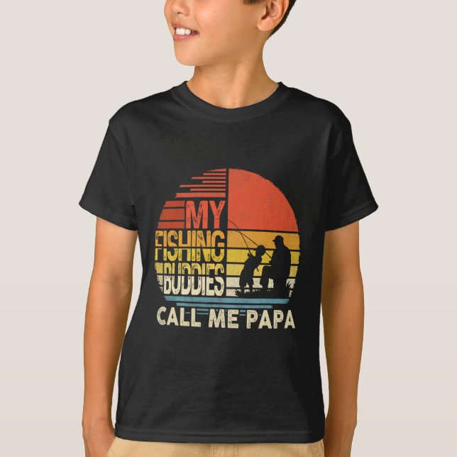 Camiseta Meus Camaradas De Pesca Me Chamam De Dia de os pai (Frente)