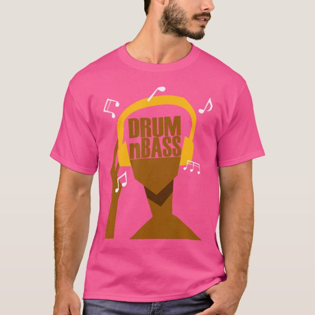 Camiseta Meus Fones de ouvido Jogam Apenas Tambor E Bass Ou (Frente)