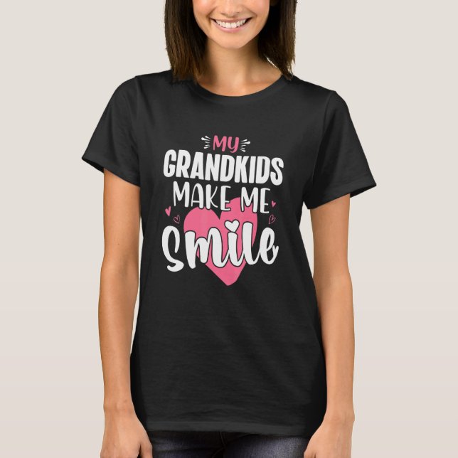 Camiseta Meus Netos Me Fazem Sorrir, Avó (Frente)