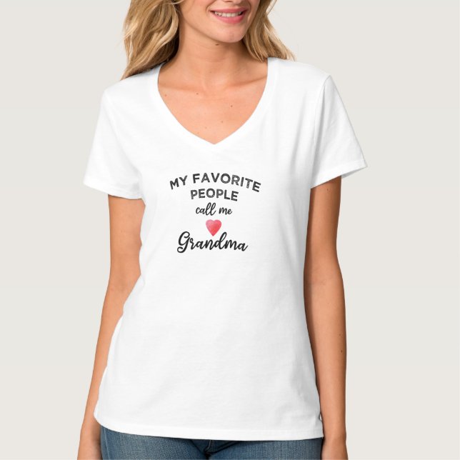 Camiseta Meus Queridos Chamam-me Avó coração netos (Frente)