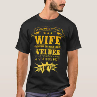 Camiseta Mexa Com Minha Esposa Lembre-se de que Ela Tem um