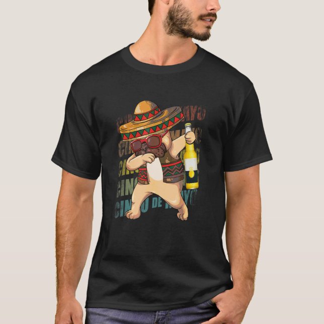 Camiseta Mexicano Dabbing Pug Dog Cinco De Mayo Poncho Somb (Frente)