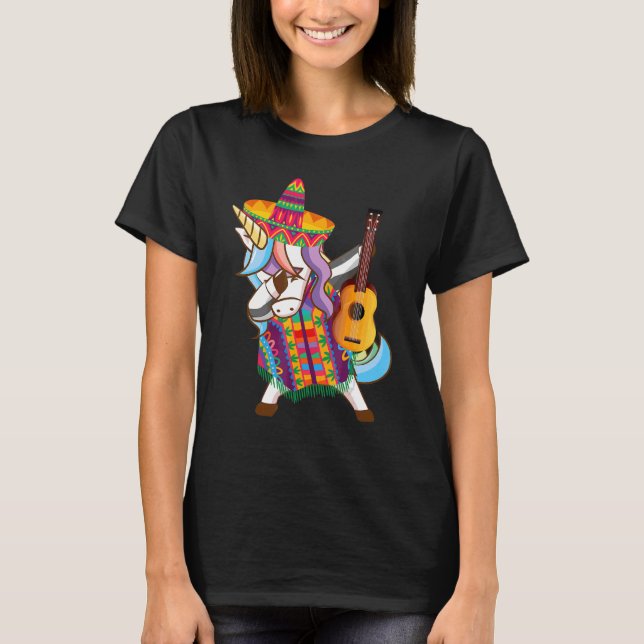 Camiseta Mexicano Dabbing Unicorn Cinco De Mayo Poncho Somb (Frente)