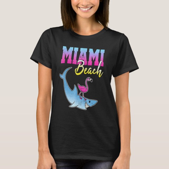 Camiseta Miami Beach Shark Flamingo Funny Florida Surfer Te (Frente)