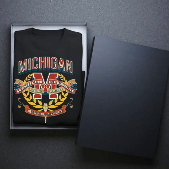 Camiseta Michigan state old scholl university varsity (Criador carregado)