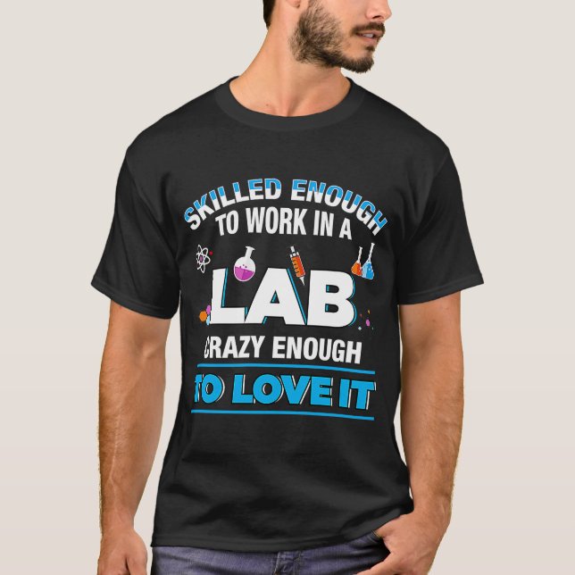 Camiseta Microbiólogo Bioquímica Farmacêutica Lab Qual (Frente)