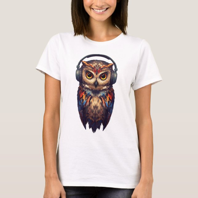 Camiseta Midnight Echo – Abstract Owl with Soul (Frente)