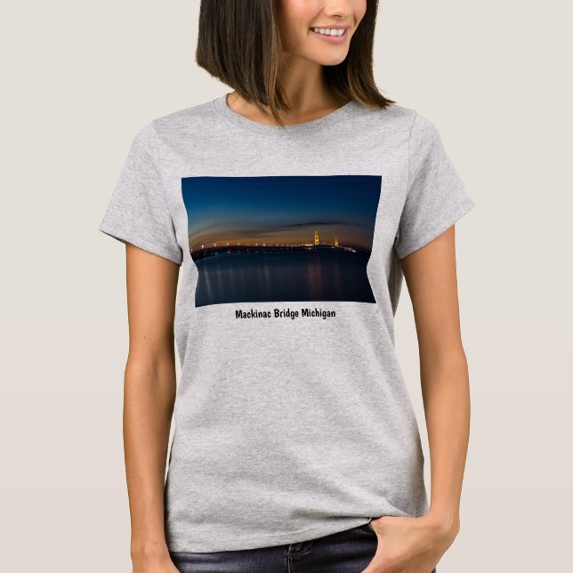 Camiseta Mighty Mac Na Noite Pano T-Shirt (Frente)