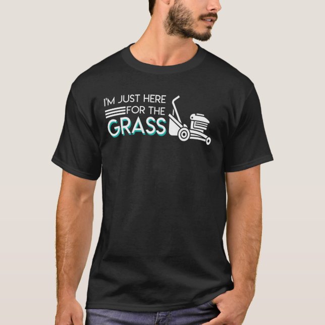 Camiseta Mim apenas aqui para a sega do gramado do design (Frente)