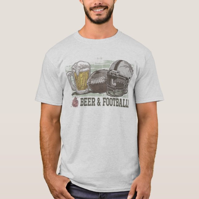 Camiseta Mim cerveja e futebol do coração (Frente)