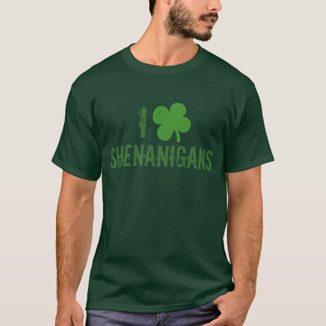 Camiseta Mim Shenanigans do amor do trevo (Frente)