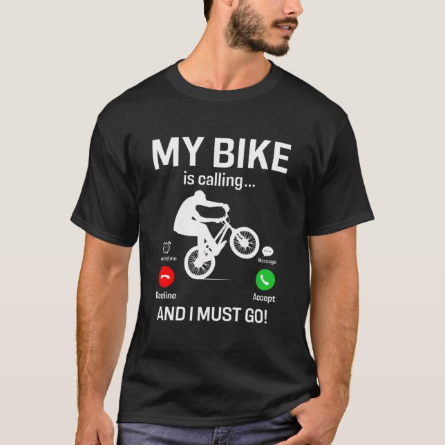 Camiseta Minha Bicicleta Está Ligando E Eu Preciso Ir (Frente)