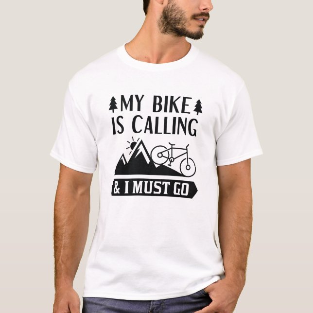 Camiseta Minha Bicicleta Está Ligando E Eu Preciso Ir (Frente)