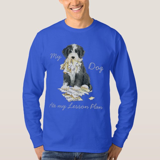 Camiseta Minha Collie Bearded Ate Meu Plano De Lição (Frente)