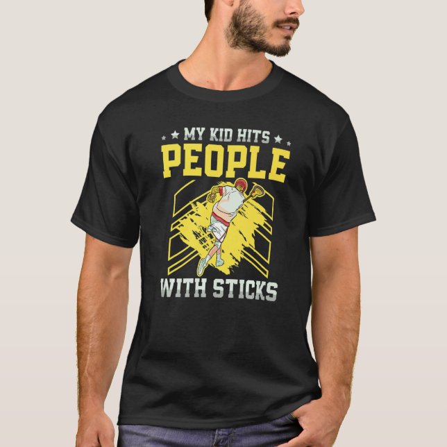 Camiseta Minha Criança Atinge As Pessoas Com O Sticks Lacro (Frente)