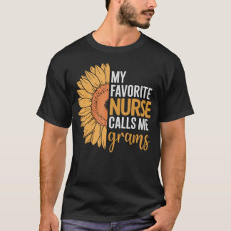 Camiseta Minha Enfermeira Favorita Me Chama de Vovó Girasso