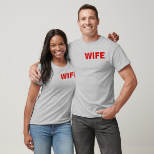 CAMISETA MINHA ESPOSA LEVANTA MAIS PESADO DO QUE VOCÊ