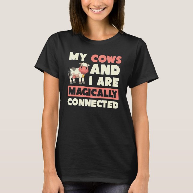 Camiseta Minha Fazenda de Vacas Mágicas e Eu Estamos Conect (Frente)