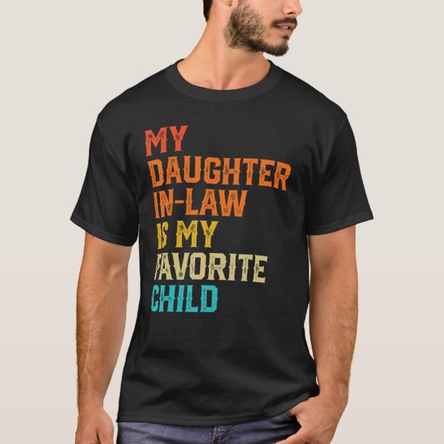 Camiseta Minha Filha De Direito É Minha Família Engraçada D (Frente)