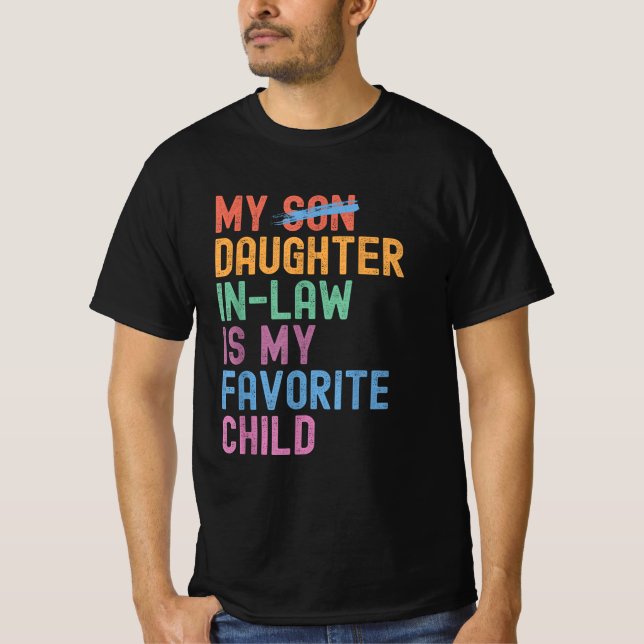 Camiseta Minha Filha De Direito É Minha Filha Favorita (Frente)