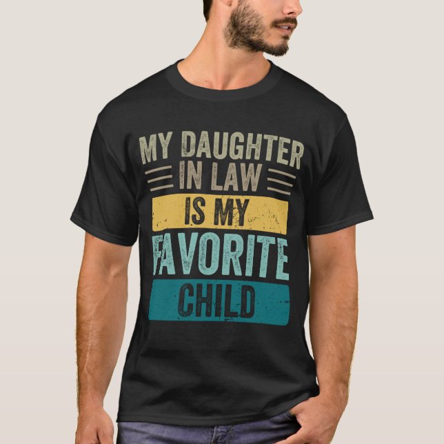 Camiseta Minha Filha De Direito É Minha Filha Favorita (Frente)