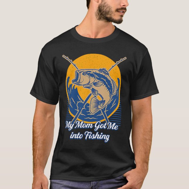 Camiseta Minha Mãe Me Entrou No Momento De Pesca Pais Mãe (Frente)
