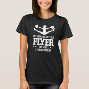 Camiseta Minha neta anima vovó líder de torcida