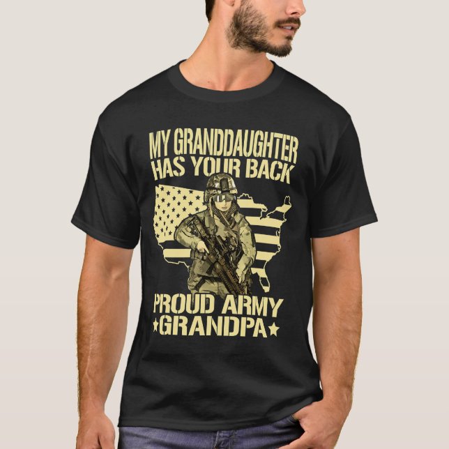 Camiseta Minha neta tem suas costas - Vovô do Exército Orgu (Frente)