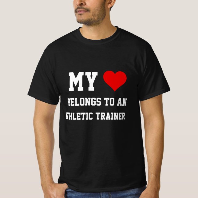 Camiseta Minha Pertence A Um Treino Atlítico De T-Shirt (Frente)
